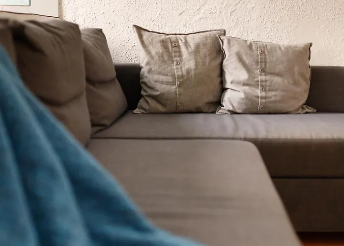 Lets Holidays Cozy House In The Center Of Town Дом отдыха